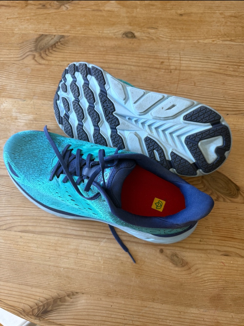 Like new HOKA Clifton 8 size 12EE